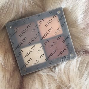 Inglot Freedom System Quad Eyeshadow with shadows